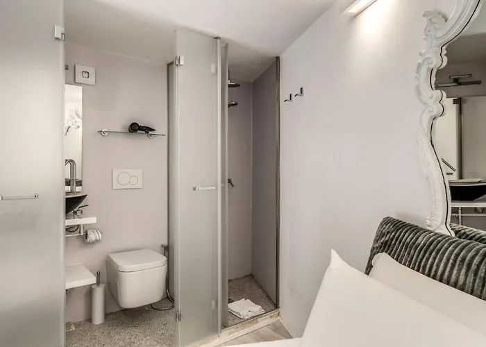 Elegant Loft Trastevere Apartment