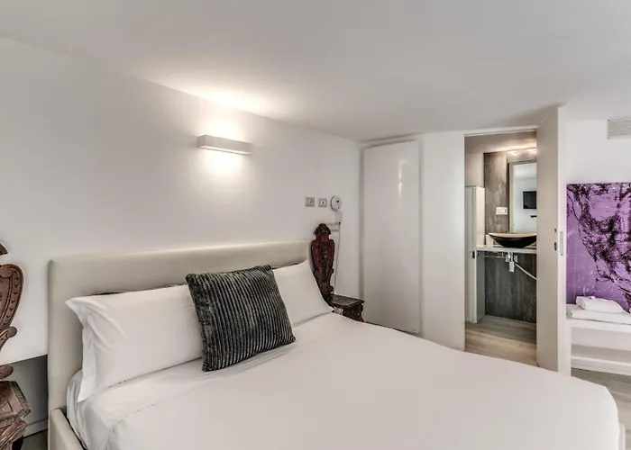 Elegant Loft Trastevere Apartment *